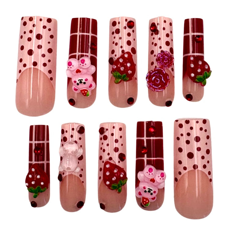 Beary Strawberry Nails